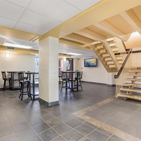 Residence & Conference Centre - Welland Extérieur photo