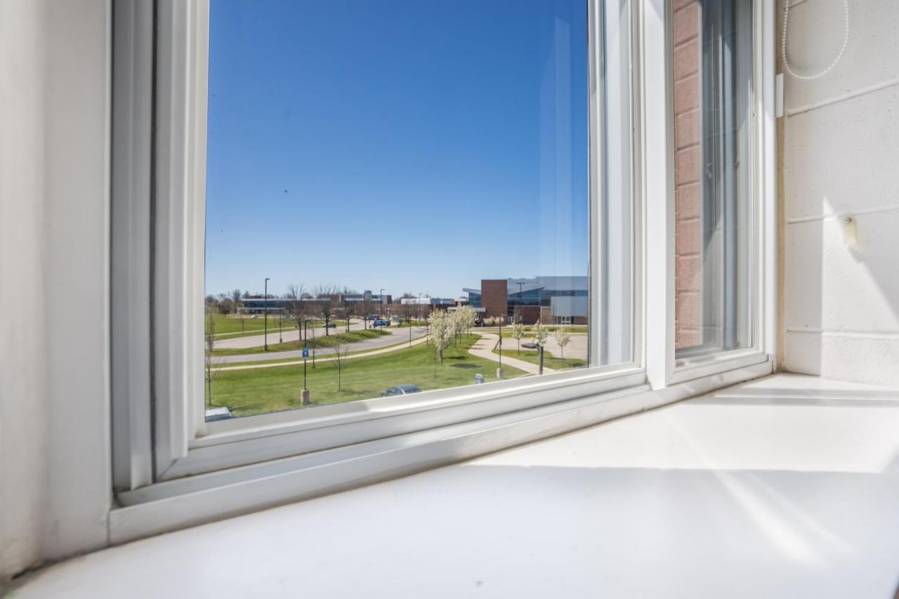 Residence & Conference Centre - Welland Extérieur photo