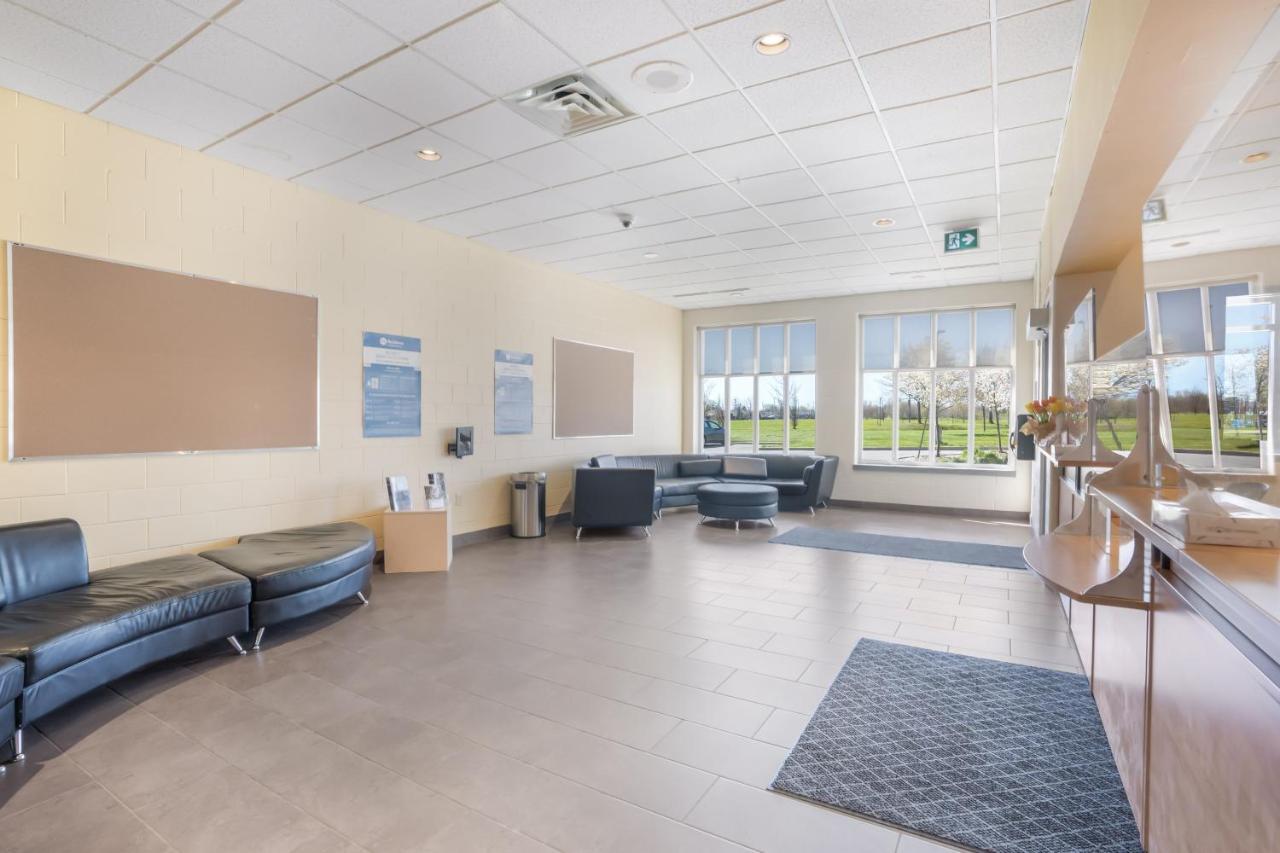 Residence & Conference Centre - Welland Extérieur photo