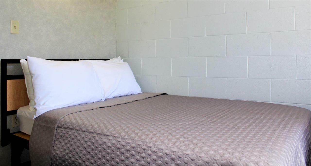 Residence & Conference Centre - Welland Extérieur photo
