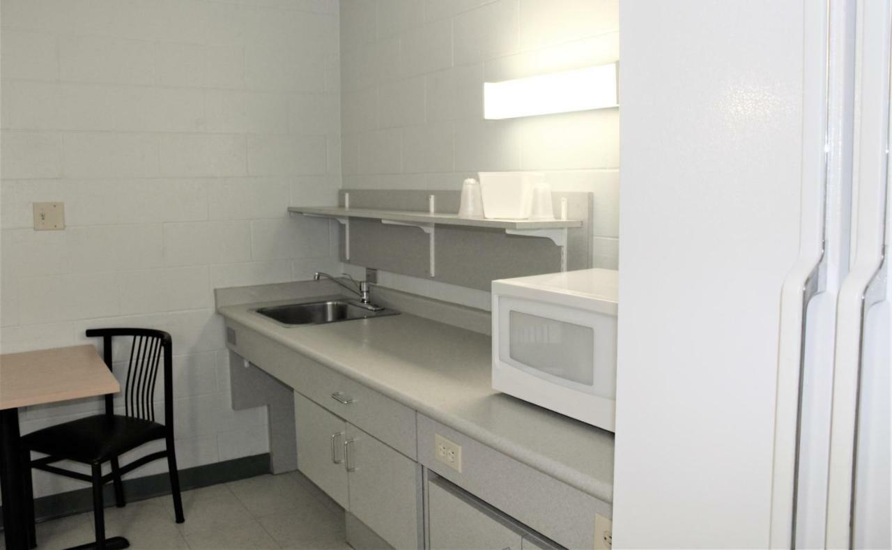Residence & Conference Centre - Welland Extérieur photo